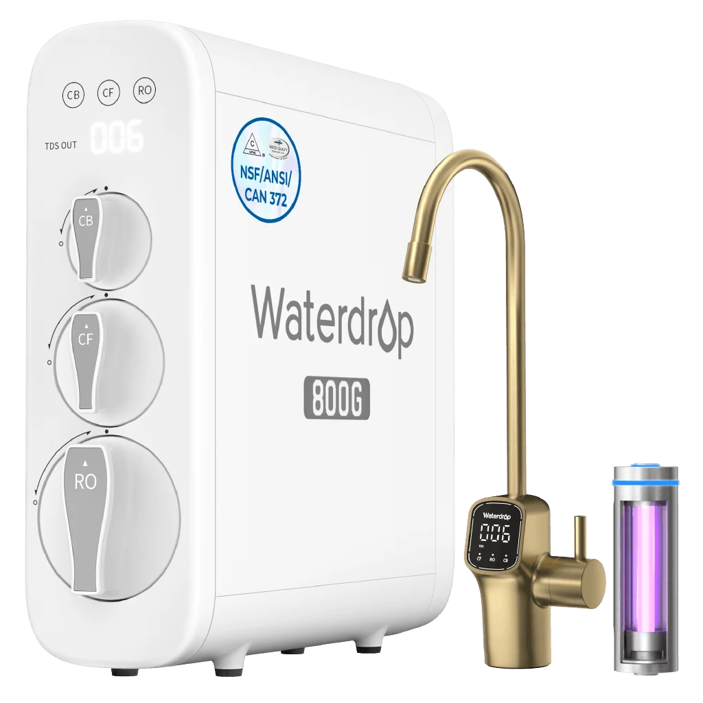 Sistema Waterdrop G3P800 con grifo dorado